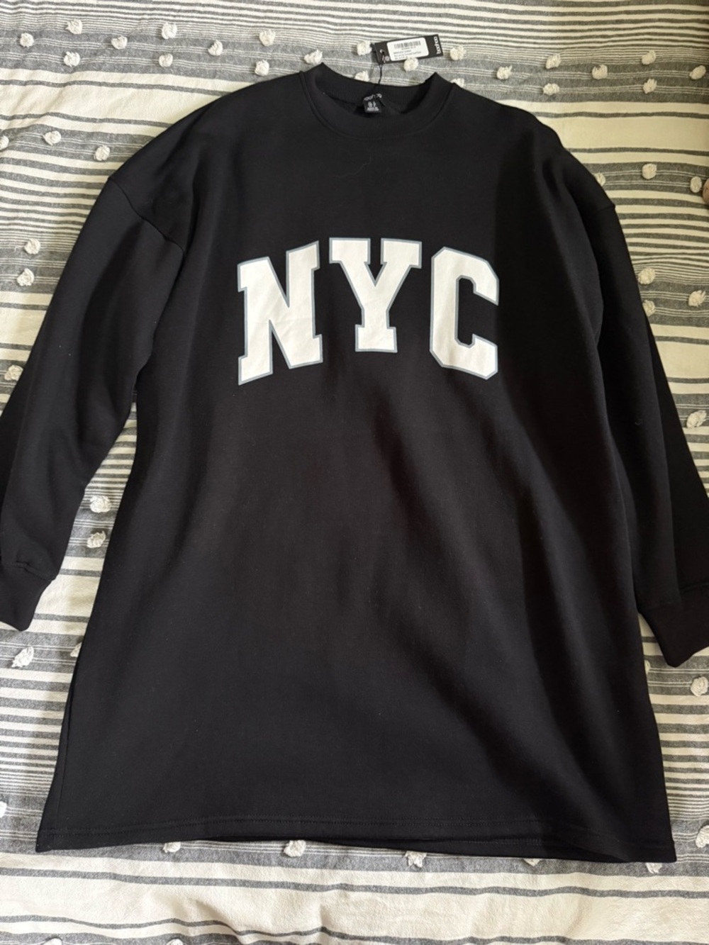 Boohoo Black Crewneck NYC Sweater dress